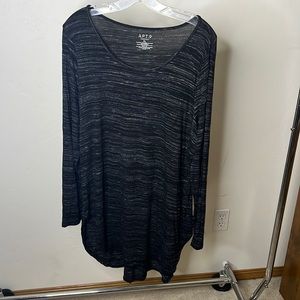 APT 9 - LS Tunic Tee - XL